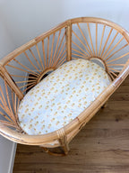 little Hatchling Bassinet / Co sleeper fitted sheet
