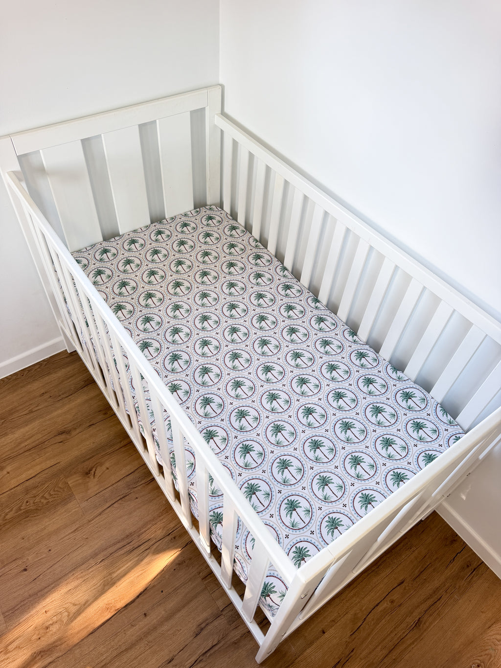Little palm paradise Cot fitted sheet